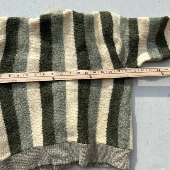 Women's Cardigan Multicolor Striped Button NO SIZE Cottagecore Preppy City Farm - Picture 8 of 11
